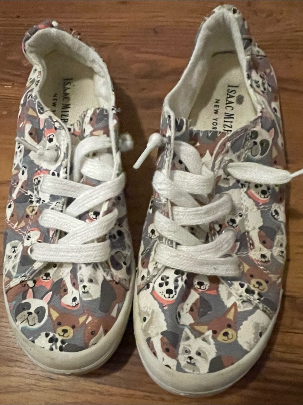 Isaac Mizrahi Multi-Color Dog Print Canvas Sneakers Size 7